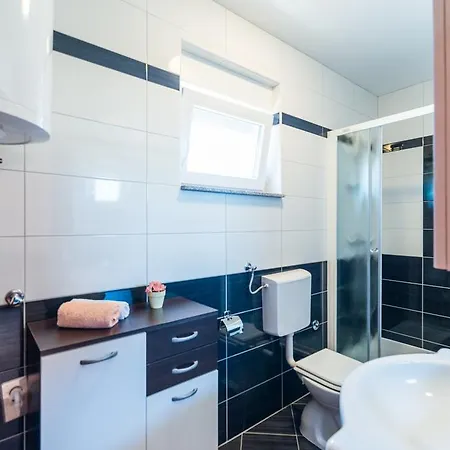 Apartment Hudic Vir