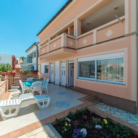 Apartment Hudic Vir