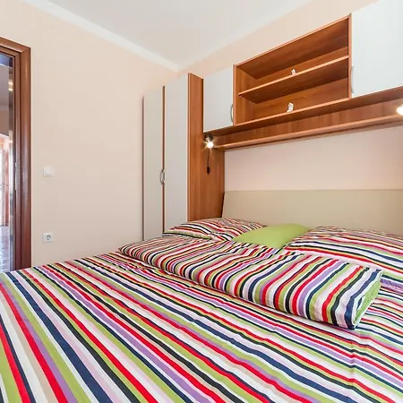 Apartment Hudic Vir