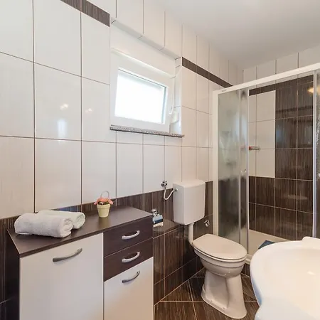 Apartment Hudic Vir