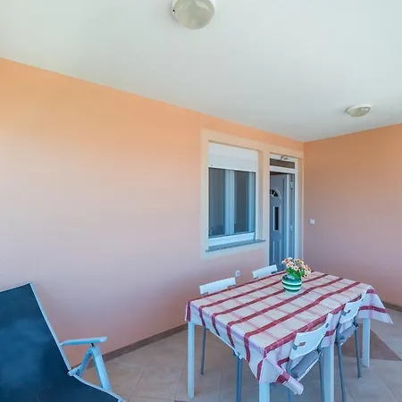 Hudic Apartment *